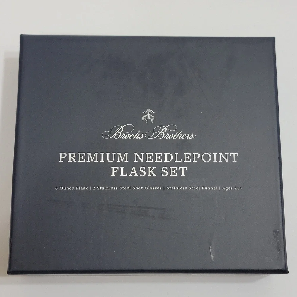 Brooks Brothers Premium Needlepoint Flask Set American Flag Stainless Steel 6oz